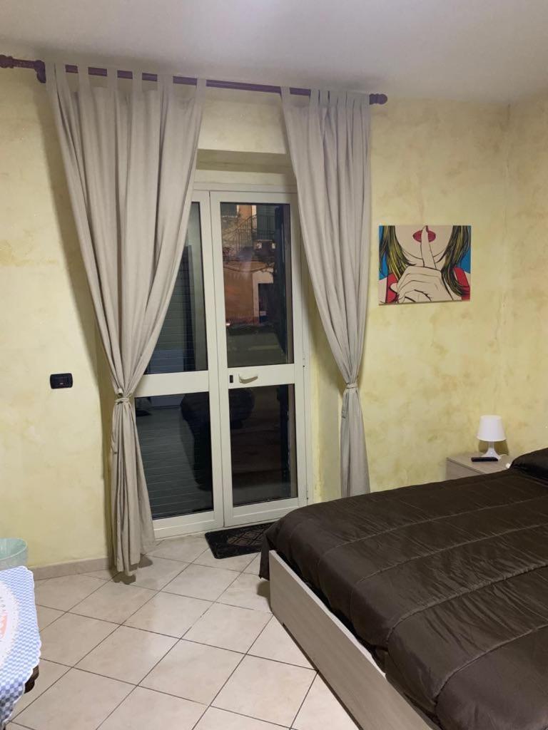 Airport Bedroom House カターニア エクステリア 写真
